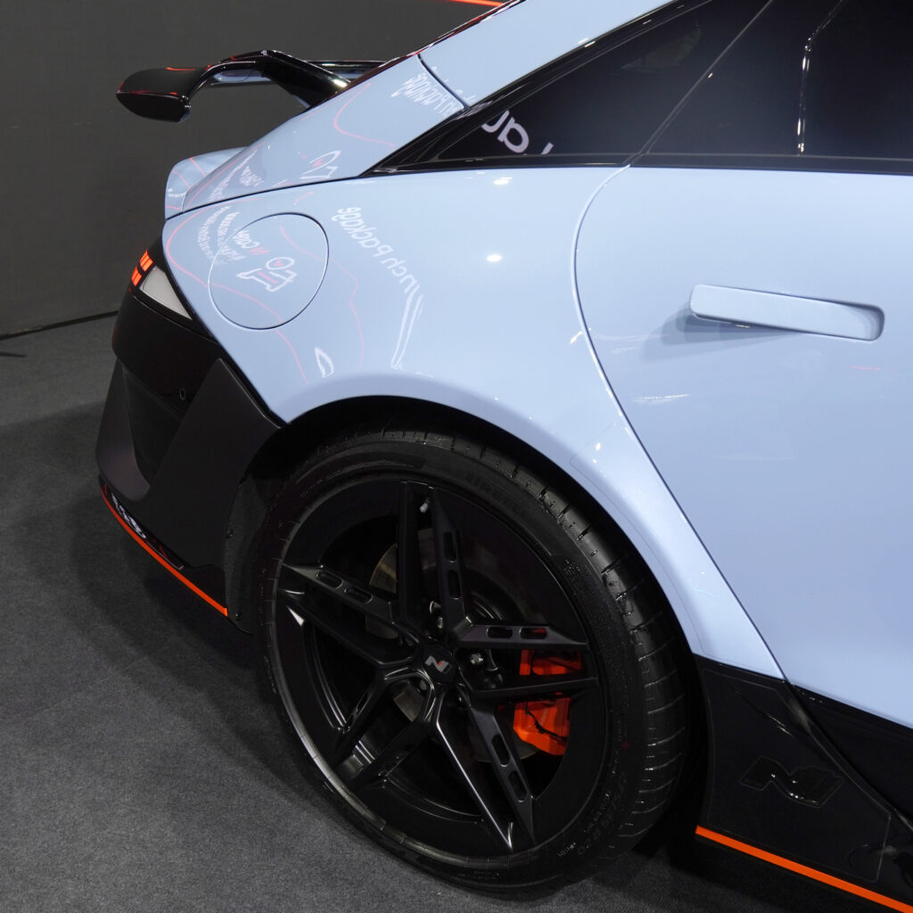 DSC05123-1024x1024 Top 5 Cars You Must See at KLIMS 2026: A Tech Enthusiast's Guide