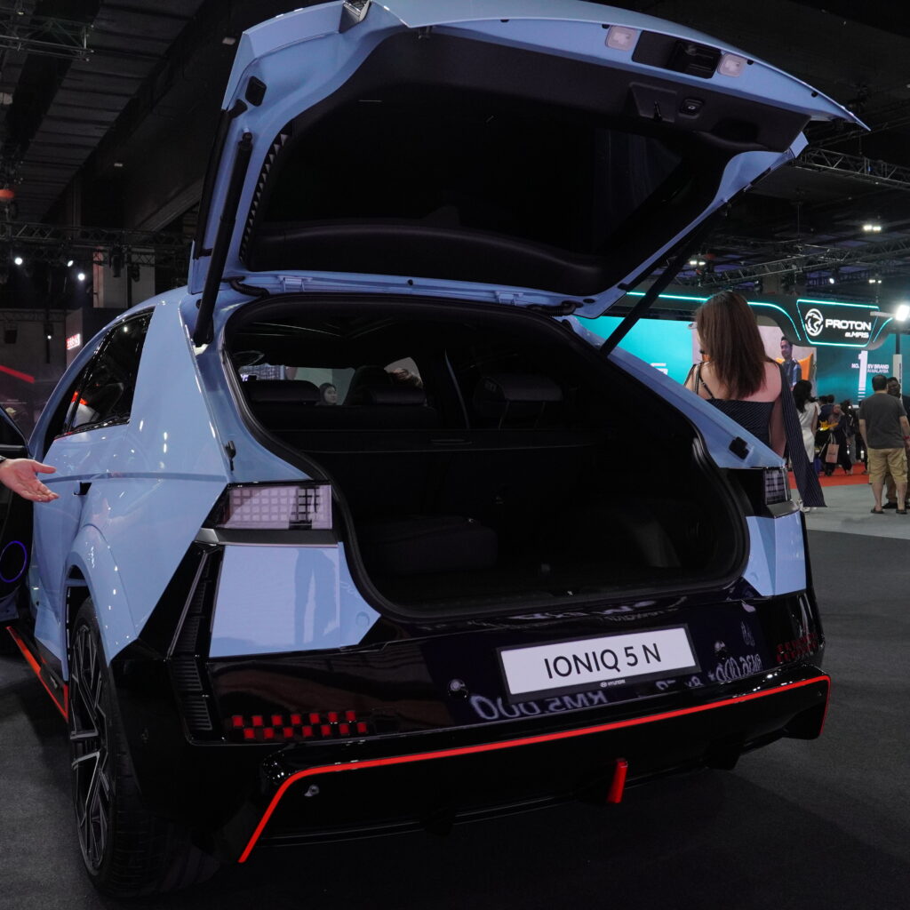 DSC05757-1024x1024 Top 5 Cars You Must See at KLIMS 2026: A Tech Enthusiast's Guide